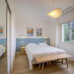Rénovée- Vue Mer- Centre De Villa *